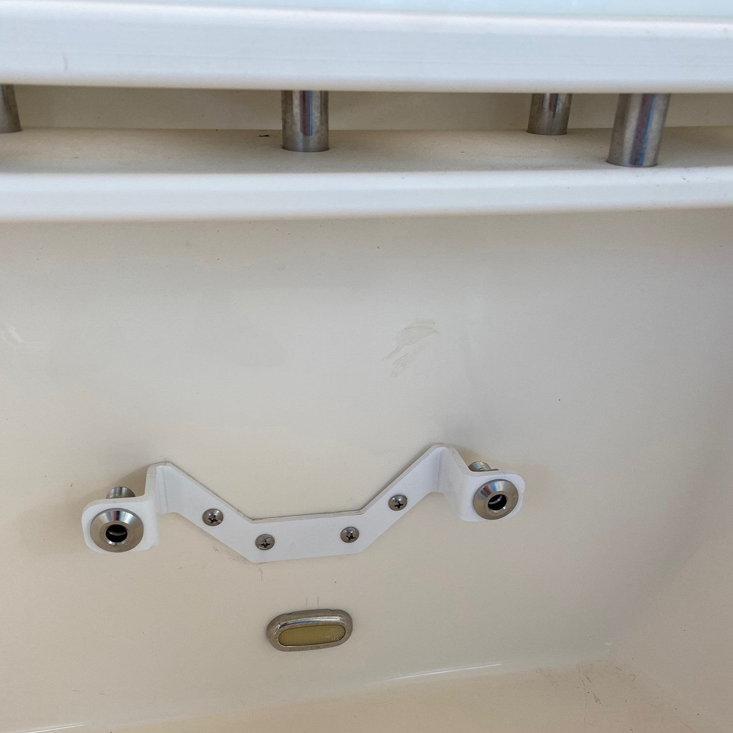 Quick Release Ladder stow away bracket – LDRSB01A Product Image 1