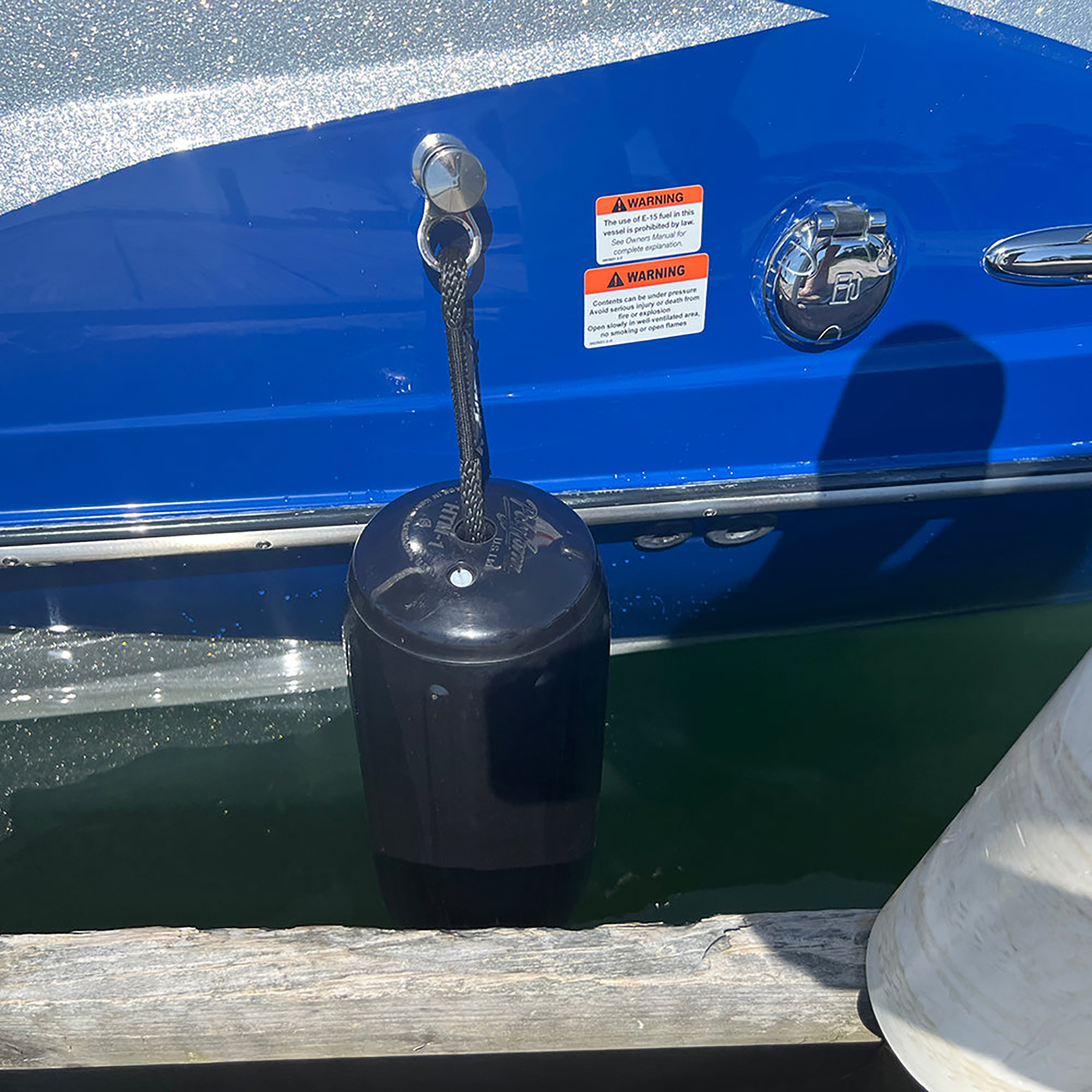 Sewn QR fender cleat with 48″ of black fender line and black HTM2 fender – QRFB027BK215182 Product Image 1