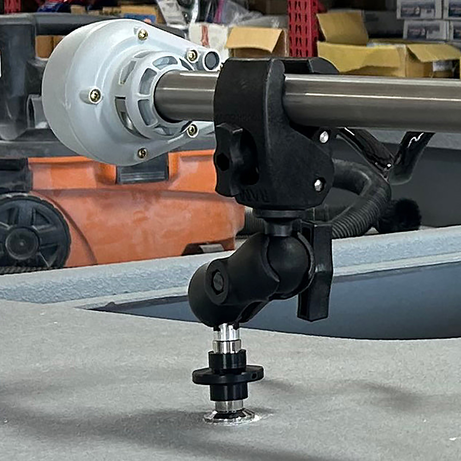 Quick release RAM Mount trolling motor support – QRKTMSB-150 Product Image 1