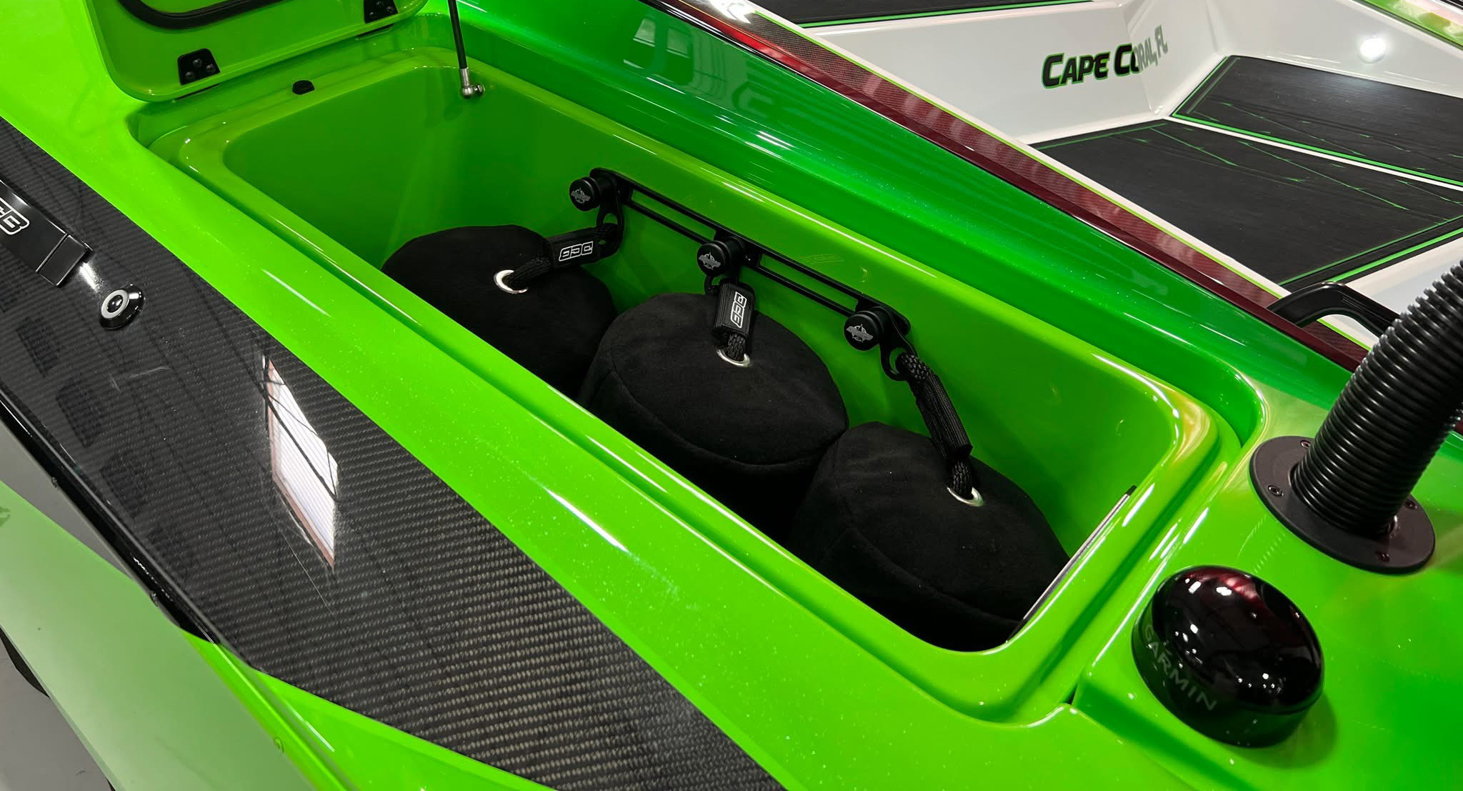 quick-release-fender-cleats