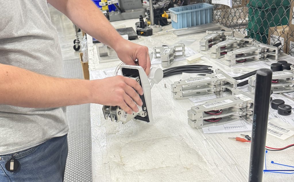 Assembling a Mercury DTS throttle